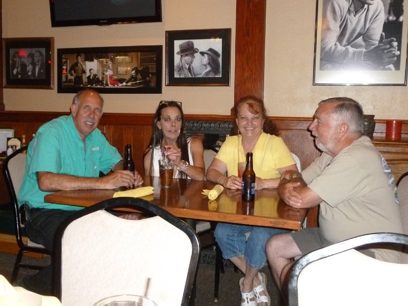 Billies Bistro Happy Hour June 2014 020